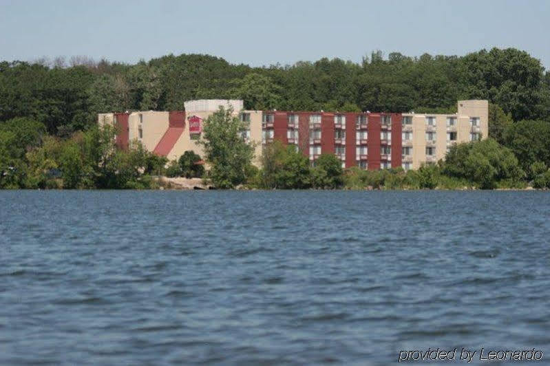 Livinn Hotel St Paul East / Maplewood Exterior photo